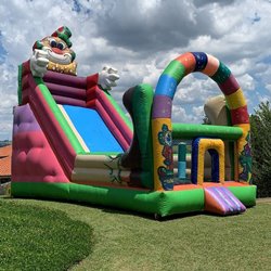 11 - Tobogã gigante Palhaço - 10.0m x 3.50m x 7.50m