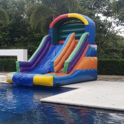 14 - Toboágua - 5.00m x 3.00m x 4.00m