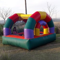 2 - Piscina de bolinha Iglu - 2.00m x 2.00m
