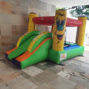 Piscina de Bolinhas com Rampa